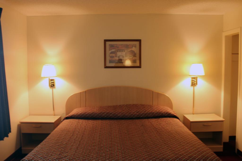 Super 7 Motel Columbia Eksteriør bilde